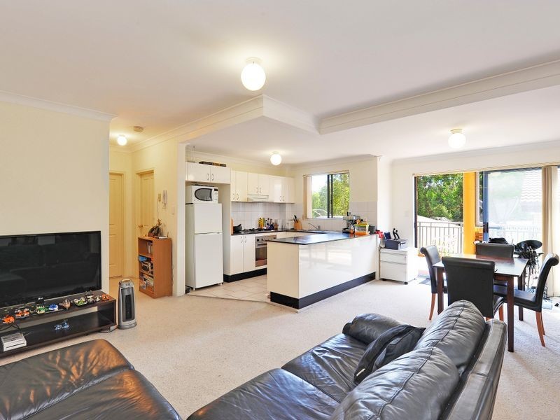 9/53-55 Alexandria Parade, Waitara NSW 2077