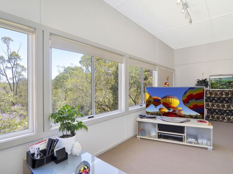 10 Glenview Road, Mount Kuring-gai NSW 2080