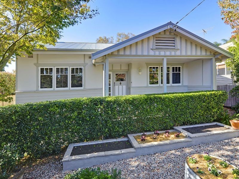 4 Hyacinth Street, Asquith NSW 2077