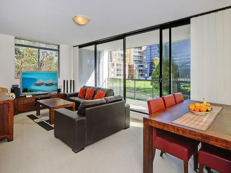 2301/32-36 Orara Street, Waitara NSW 2077