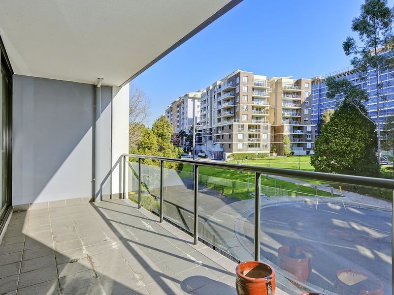 2301/32-36 Orara Street, Waitara NSW 2077