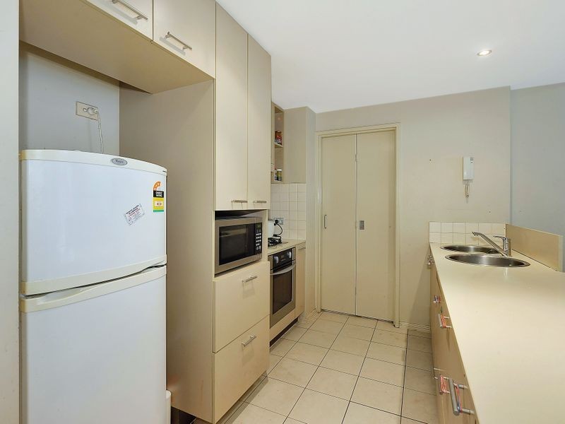 402/2-10 Orara Street, Waitara NSW 2077