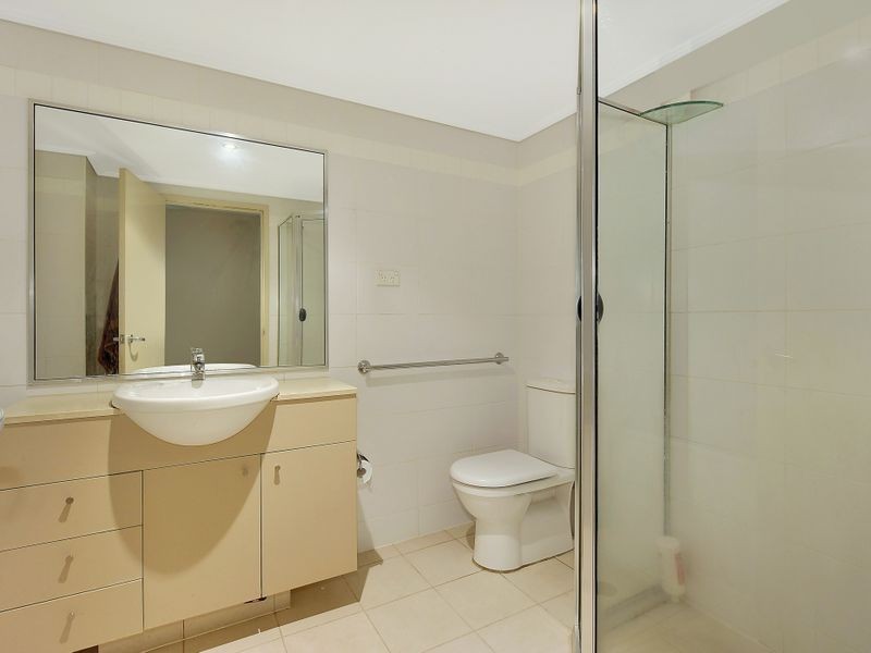 402/2-10 Orara Street, Waitara NSW 2077