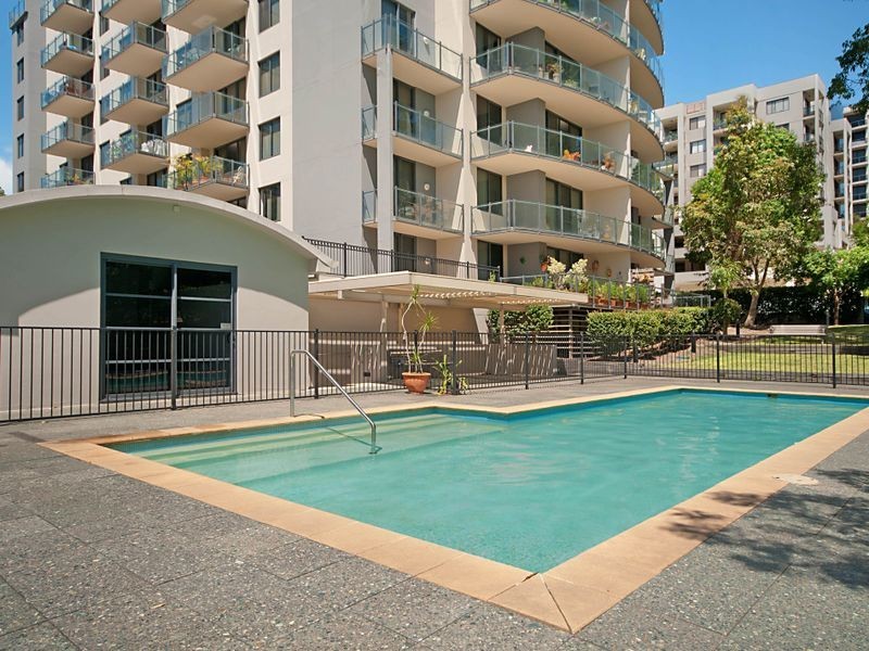 402/2-10 Orara Street, Waitara NSW 2077