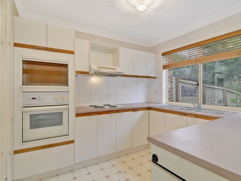 1B Berry Park Way, Mount Colah NSW 2079