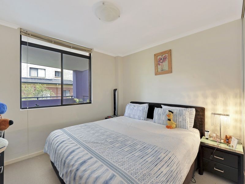 2305/32-36 Orara Street, Waitara NSW 2077