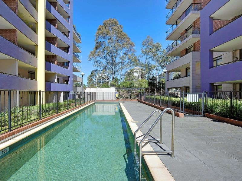 2305/32-36 Orara Street, Waitara NSW 2077