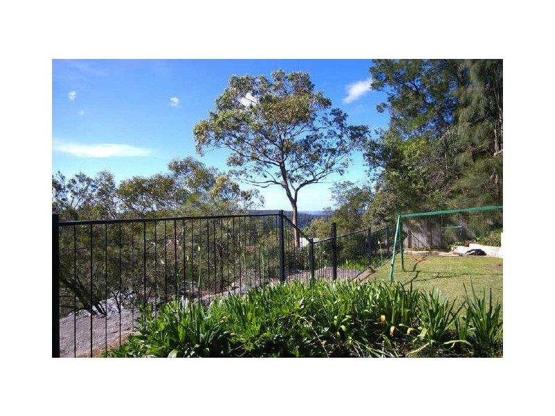17 Evelyn Crescent, Berowra Heights NSW 2082