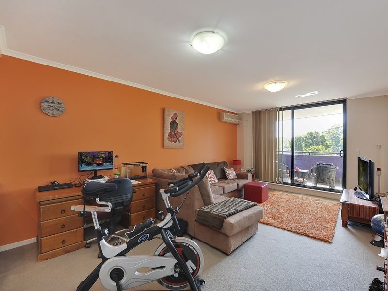 1304/41-45 Waitara Avenue, Waitara NSW 2077