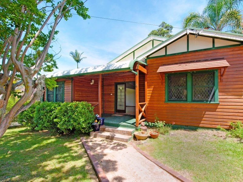 6 Queens Road, Asquith NSW 2077