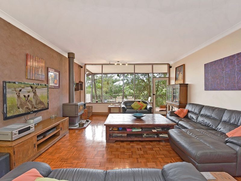 5 Northumberland Avenue, Mount Colah NSW 2079