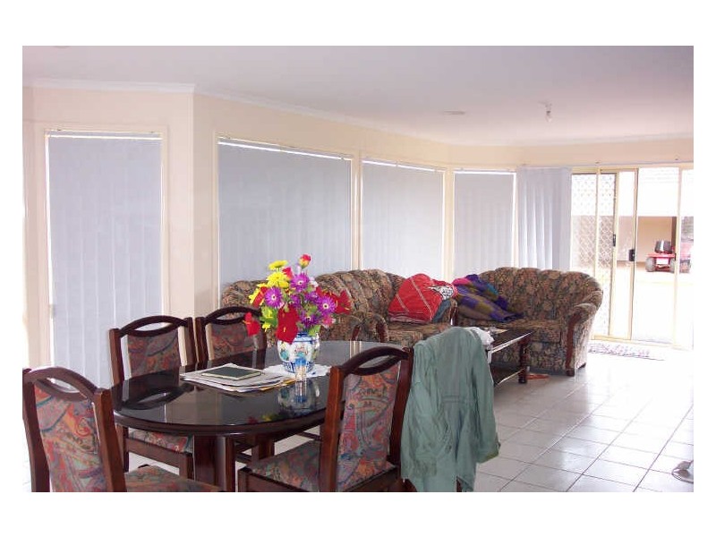 146 Westcott Parade, Rockbank VIC 3335