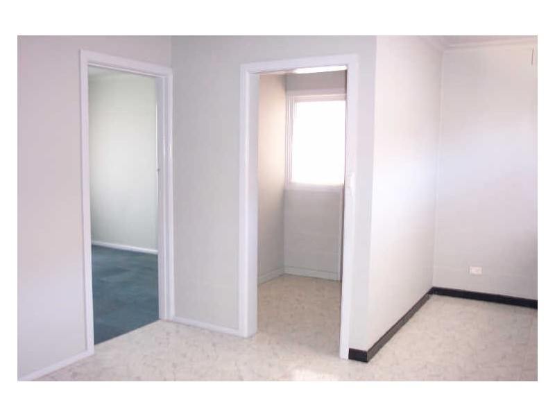 61 Errington Road, St Albans VIC 3021