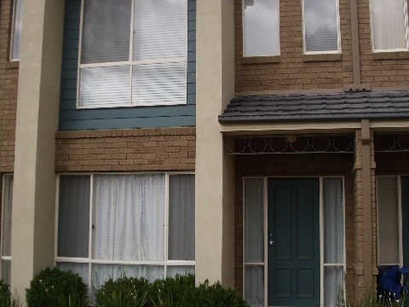 16 Durack Circuit, Taylors Hill VIC 3037