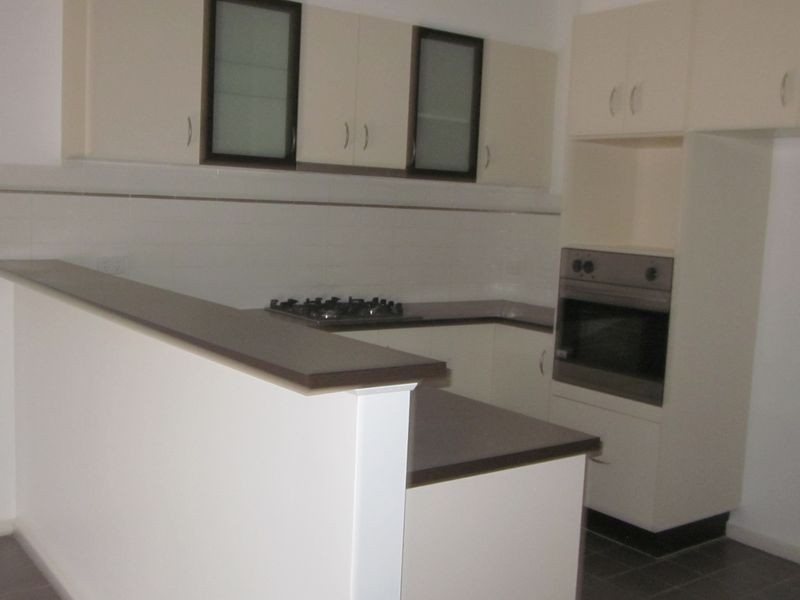 16 Durack Circuit, Taylors Hill VIC 3037