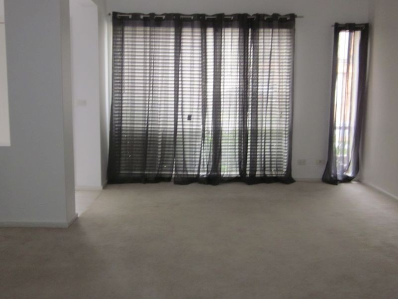 16 Durack Circuit, Taylors Hill VIC 3037