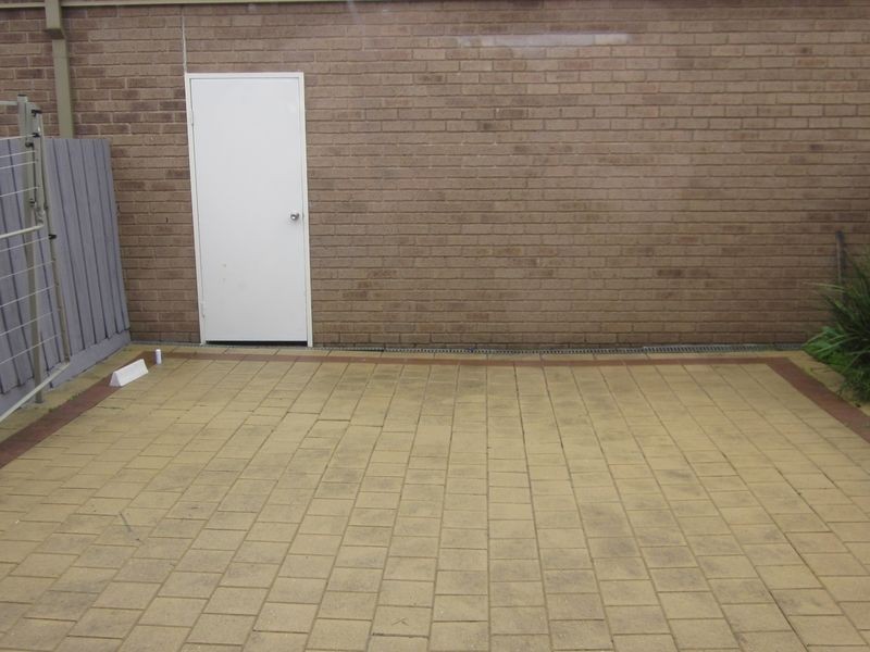 16 Durack Circuit, Taylors Hill VIC 3037