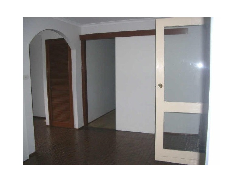 279 Taylors Road, St Albans VIC 3021