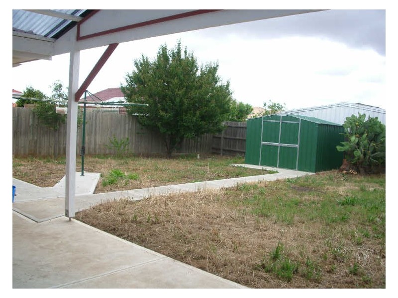 7 Kiev Walk, Delahey VIC 3037