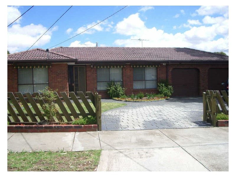 15 Allandale Road, Kings Park VIC 3021