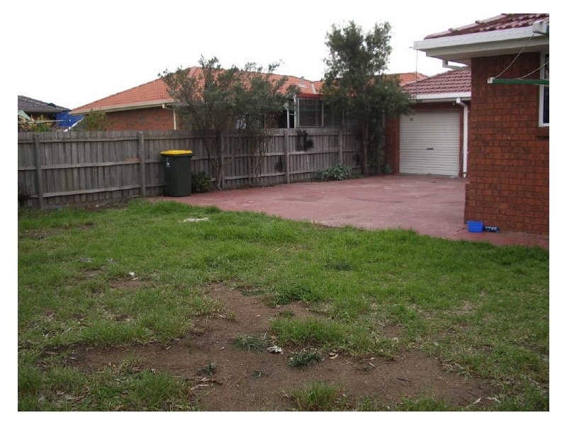 5 Crabbe Court, Delahey VIC 3037