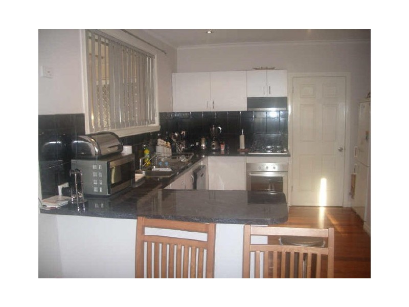 470 Main Rd West, St Albans VIC 3021