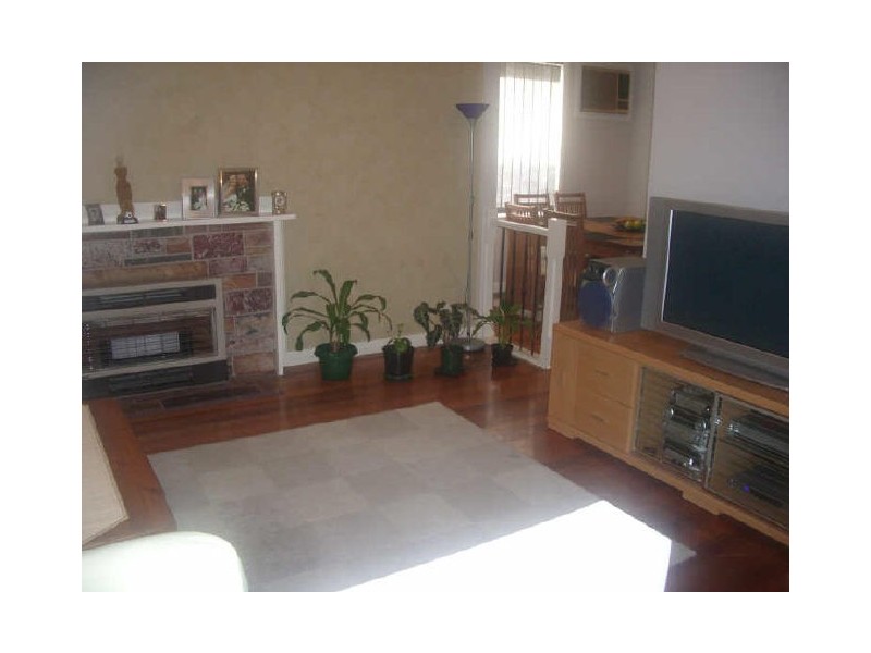 470 Main Rd West, St Albans VIC 3021