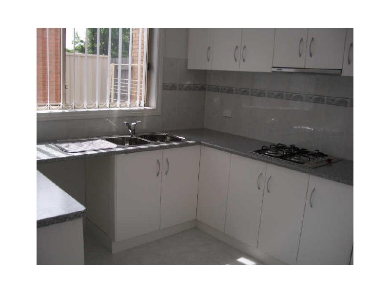 2/34 Norman Street, St Albans VIC 3021