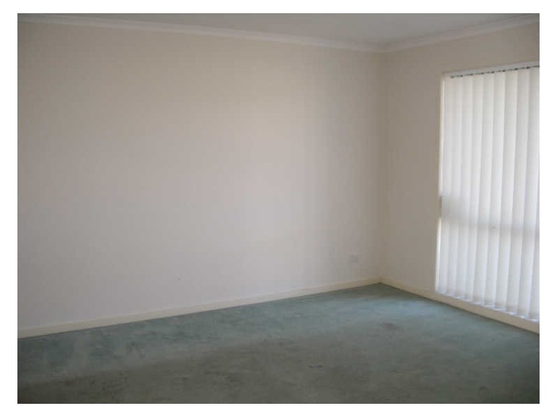 12 Mochrie Grove, Deer Park VIC 3023