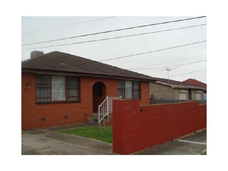 18 Vule Street, St Albans VIC 3021