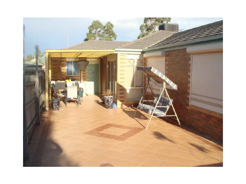 15 Ingoldsby Court, Delahey VIC 3037