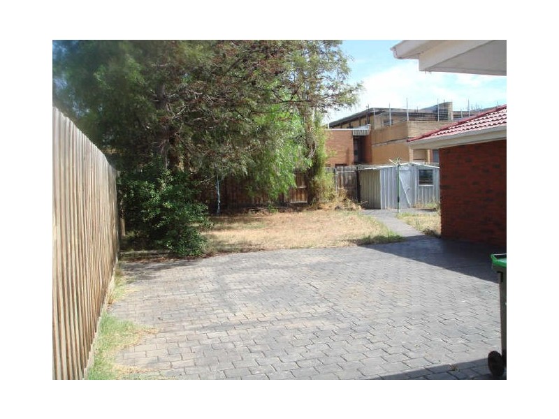 47 Lois Street, St Albans VIC 3021