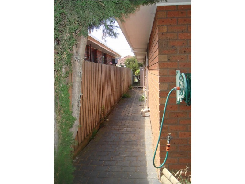 47 Lois Street, St Albans VIC 3021