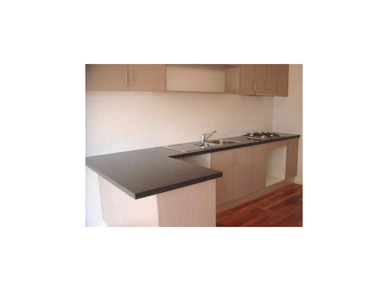 2/5 Wattle Road, Maidstone VIC 3012