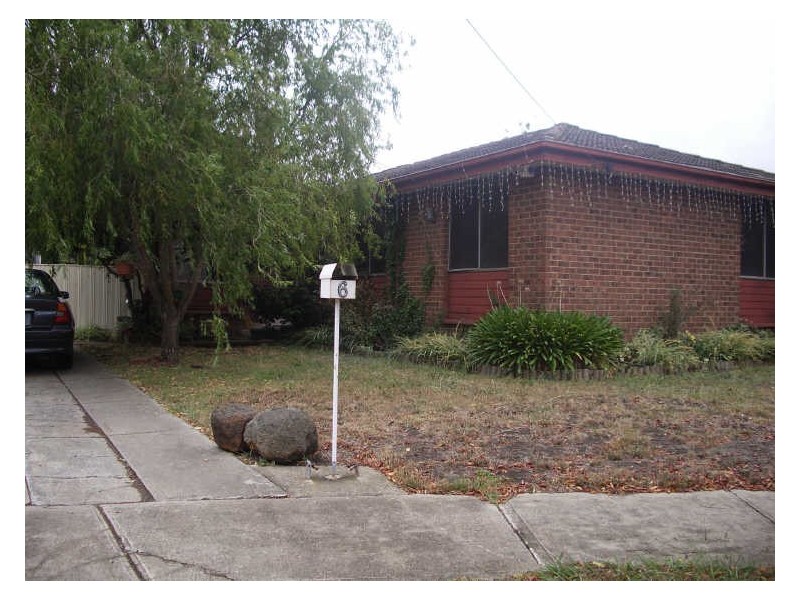 6 Lucas Court, Sunshine VIC 3020