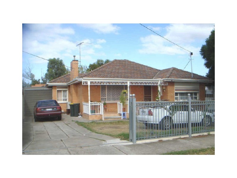 6 Watford Road, St Albans VIC 3021
