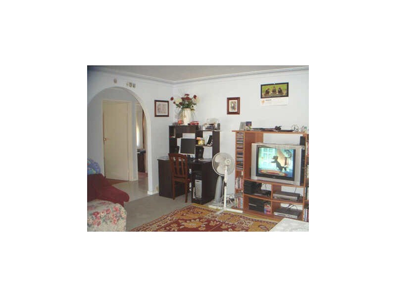 2 Elsum Avenue, Deer Park VIC 3023