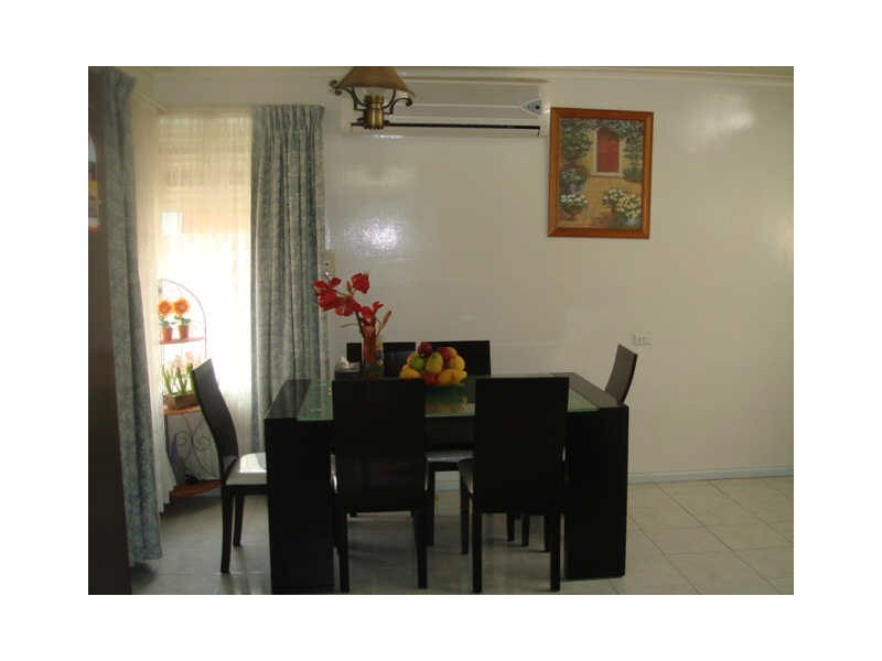 9 Willow Ave, St Albans VIC 3021