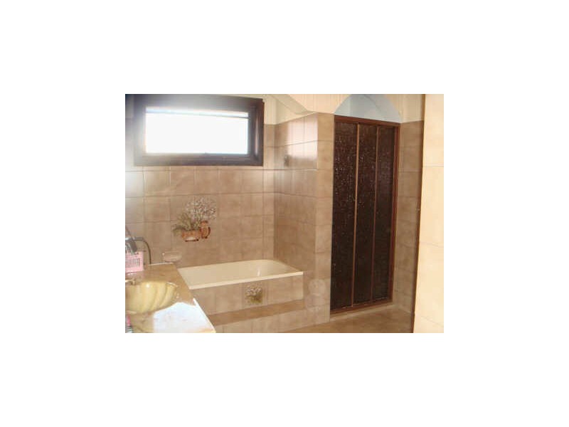 11 Cumbernauld Crescent, Deer Park VIC 3023