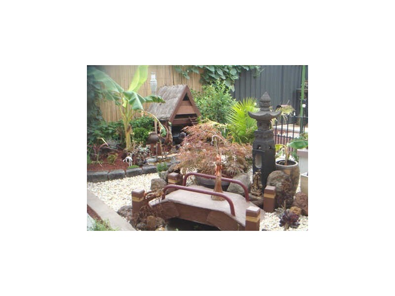 22 Dobell Crescent, Caroline Springs VIC 3023