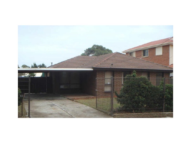 41 Charlbury Grove, St Albans VIC 3021