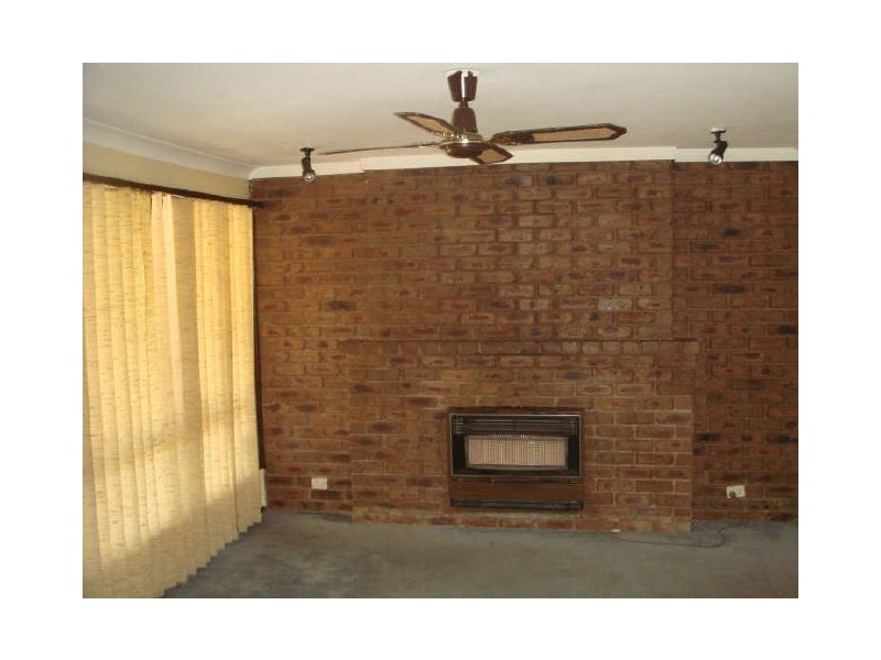 41 Charlbury Grove, St Albans VIC 3021