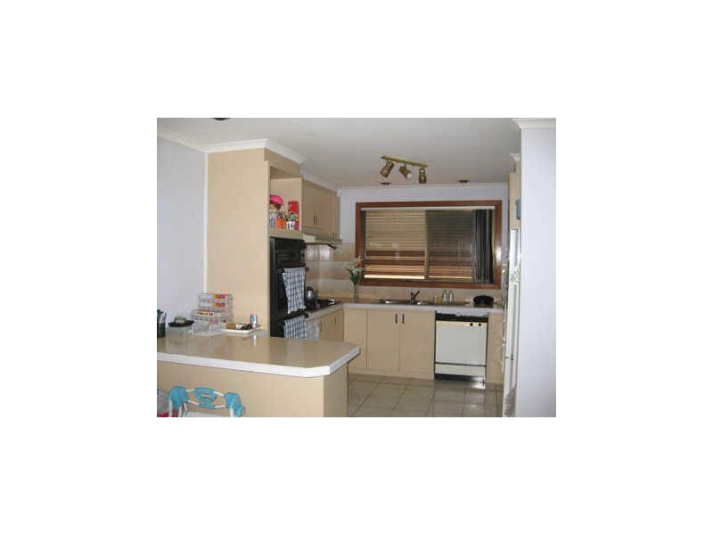 48 Galena Crescent, Kings Park VIC 3021