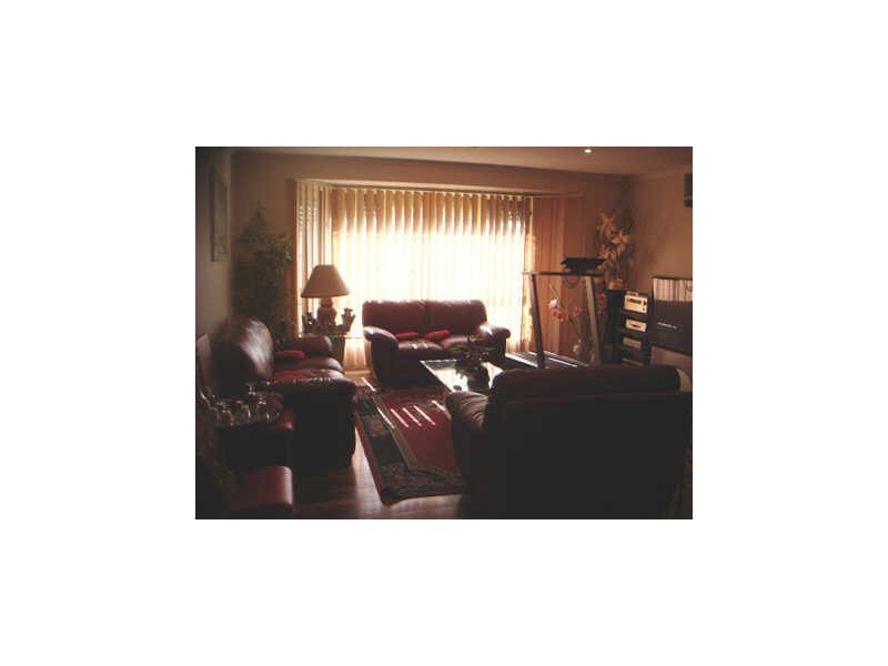 7 Burns Way, Delahey VIC 3037