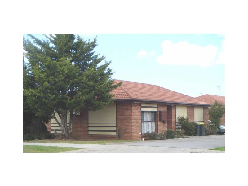 1/245 Main Road West, St Albans VIC 3021