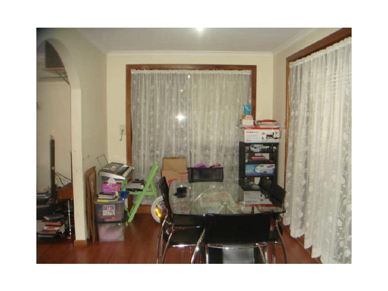 1/245 Main Road West, St Albans VIC 3021