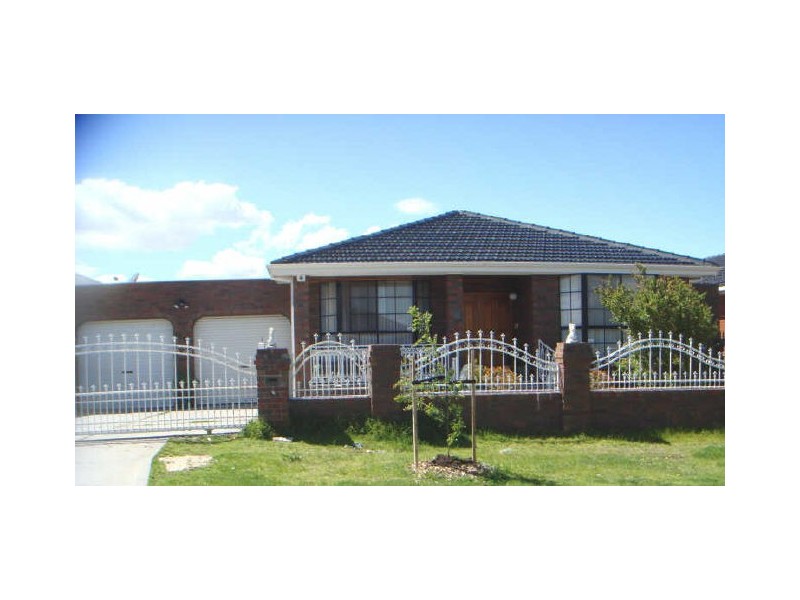 36 McNicholl Way, Delahey VIC 3037