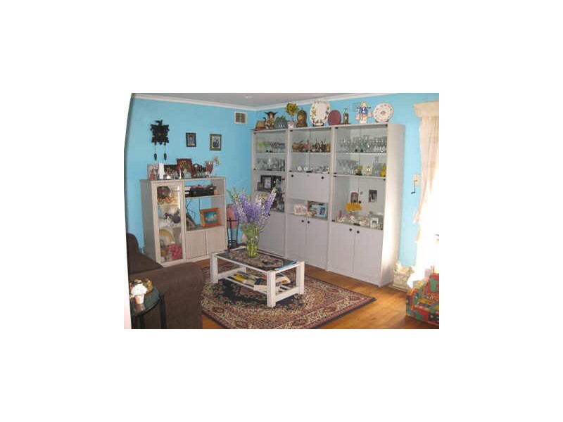 17 Revell Crescent, St Albans VIC 3021