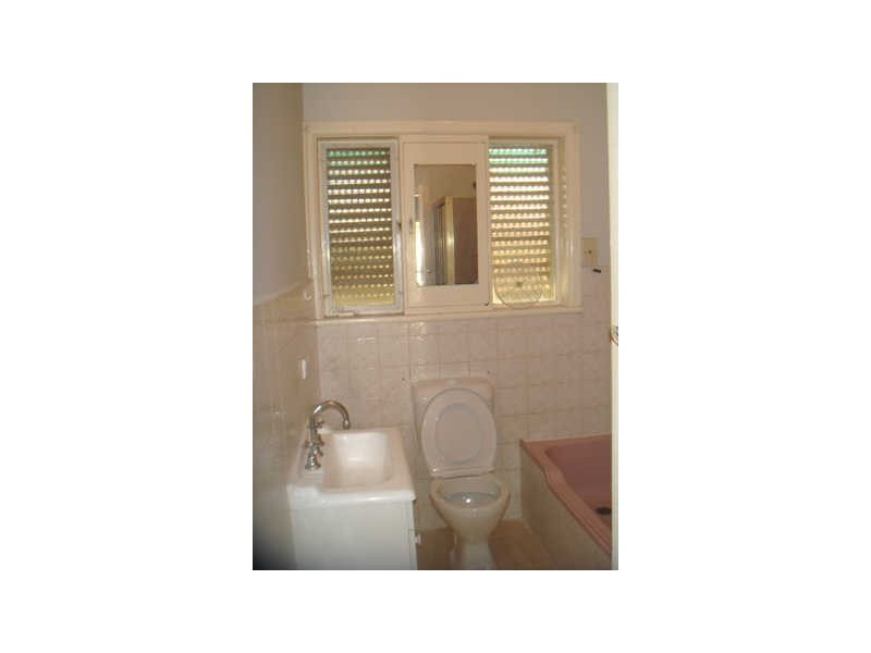 1/17 Syme Street, St Albans VIC 3021