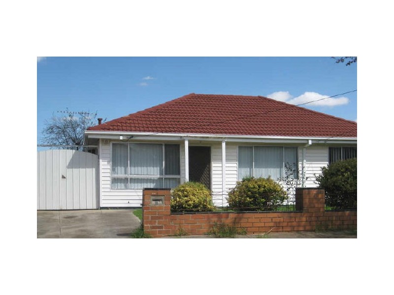 11 Mark Street, St Albans VIC 3021